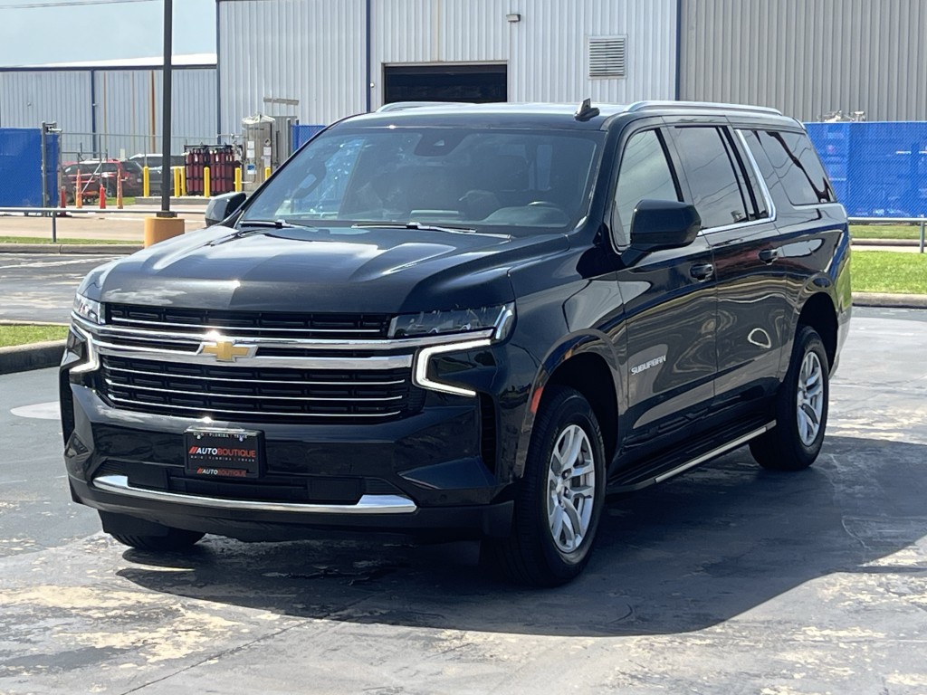 2023 Chevrolet Suburban Image 5
