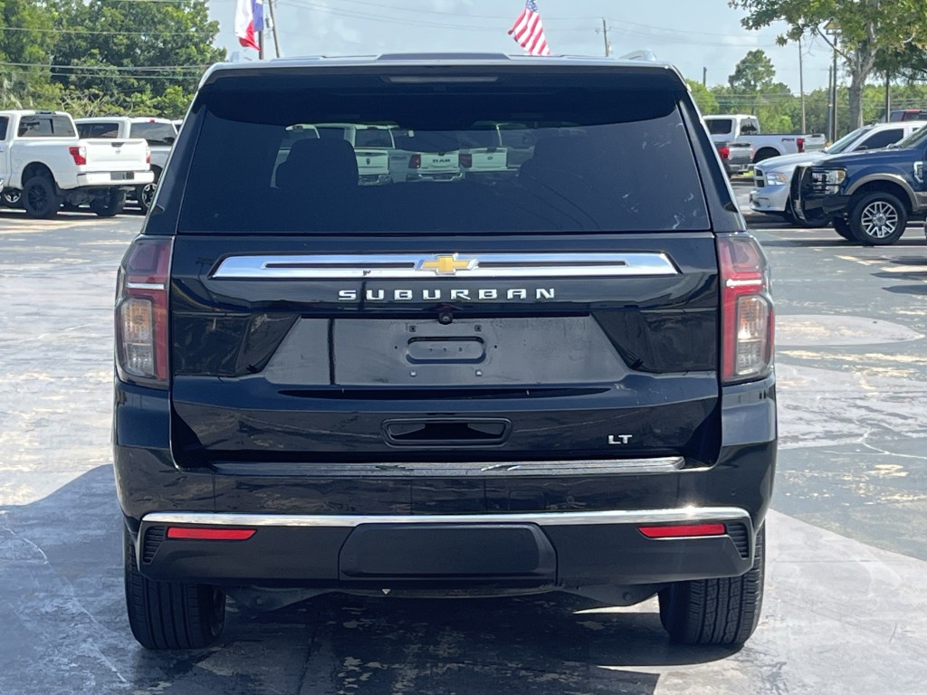 2023 Chevrolet Suburban Image 7