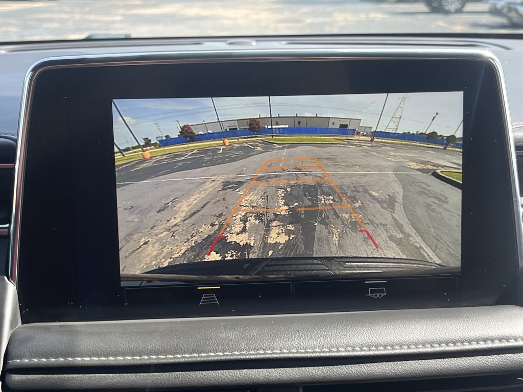 2023 Chevrolet Suburban Image 24