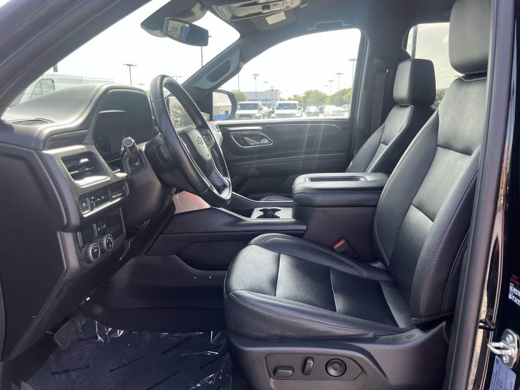 2023 Chevrolet Suburban Image 30