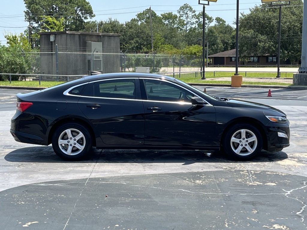 2019 Chevrolet Malibu Image 10