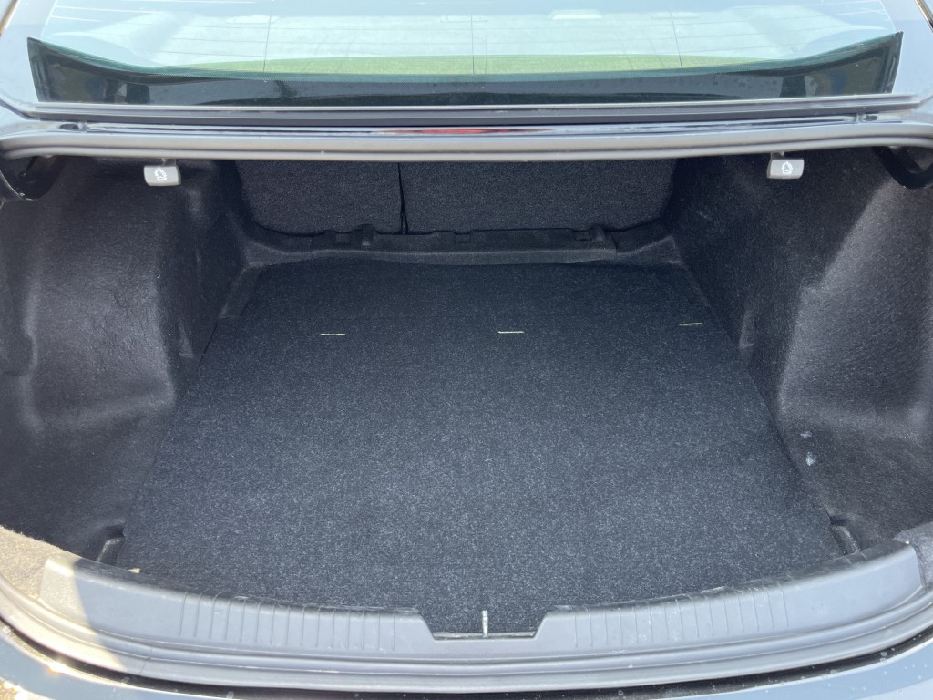 2019 Chevrolet Malibu Image 12