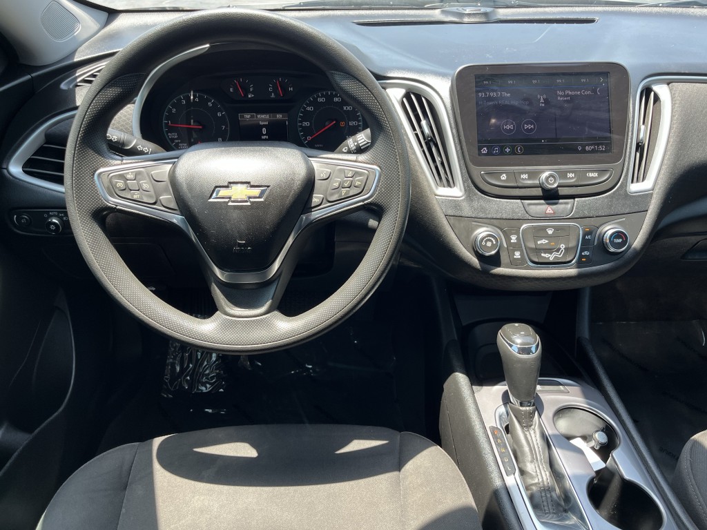 2019 Chevrolet Malibu Image 16