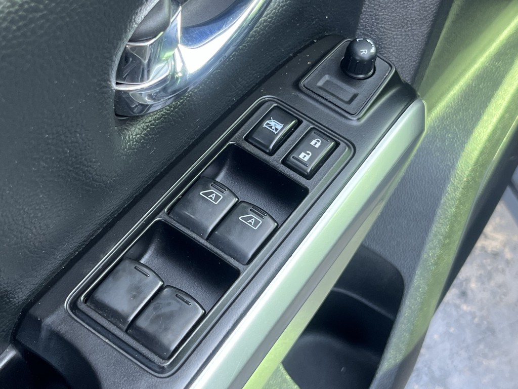 2018 Nissan Titan Image 24