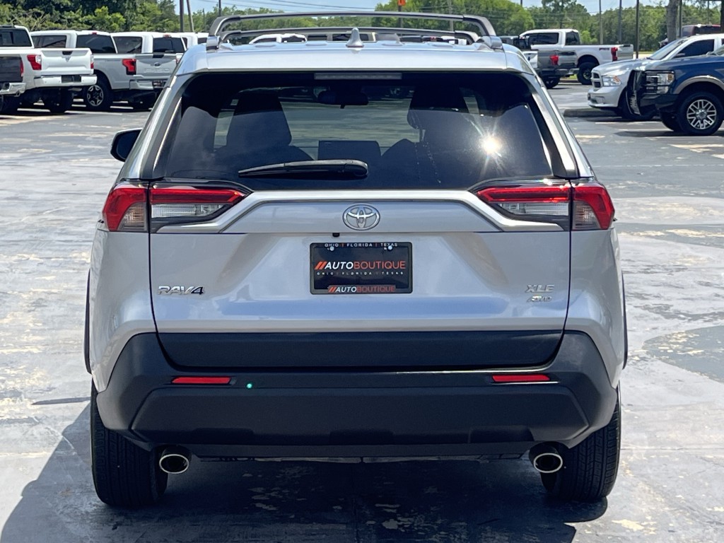 2020 Toyota Rav4 Image 7
