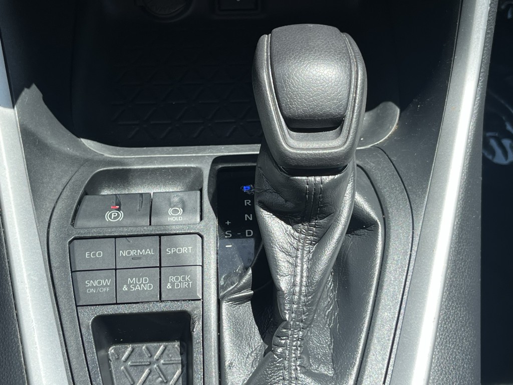 2020 Toyota Rav4 Image 21