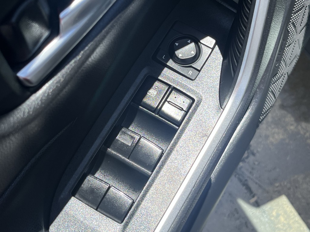 2020 Toyota Rav4 Image 25