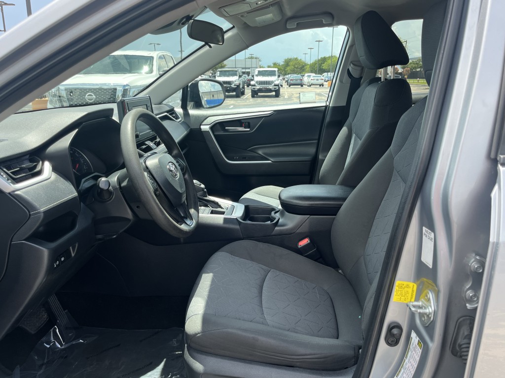 2020 Toyota Rav4 Image 28