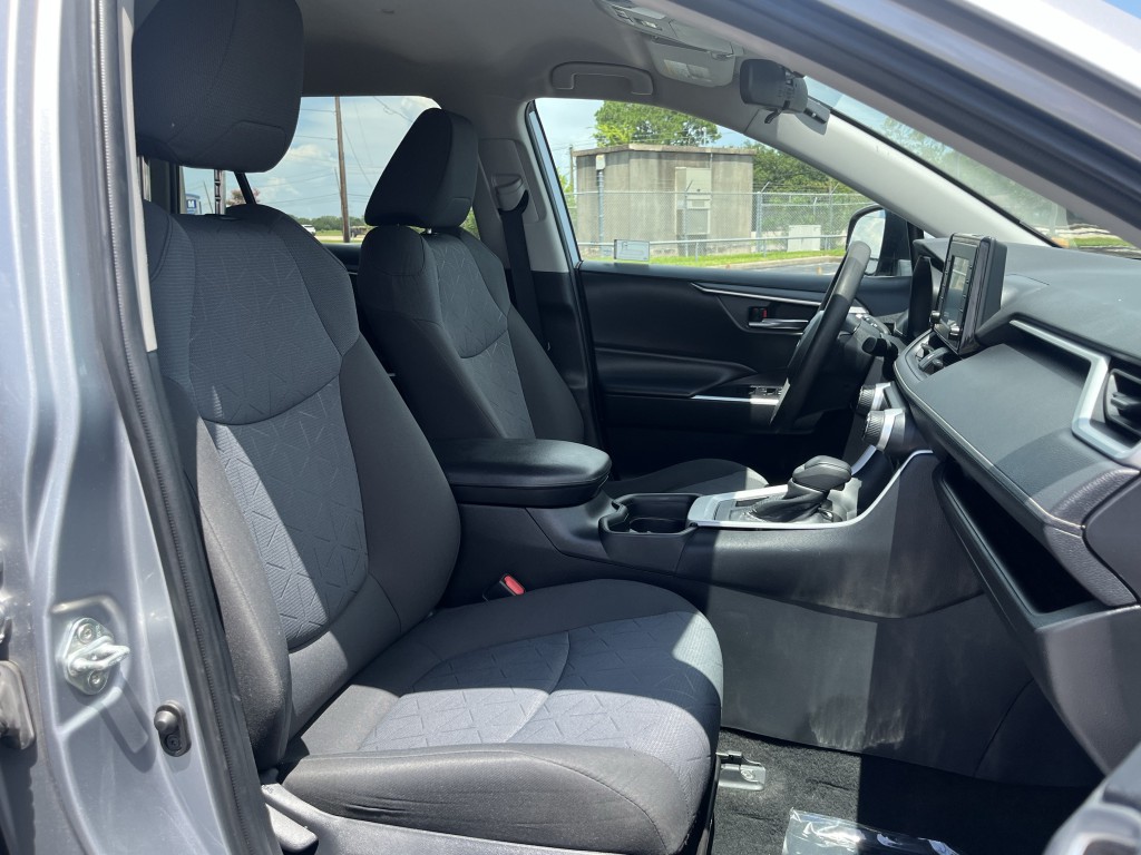 2020 Toyota Rav4 Image 29
