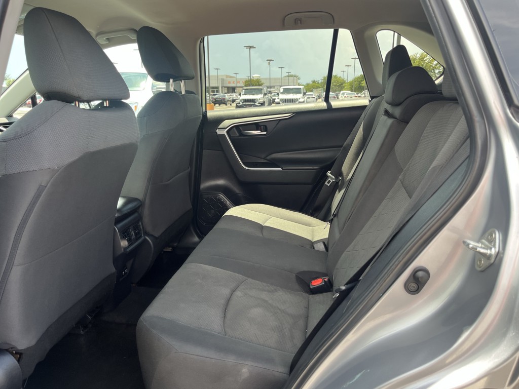 2020 Toyota Rav4 Image 30