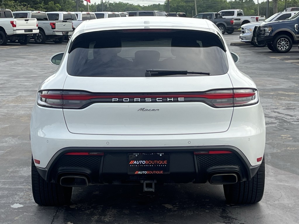 2023 Porsche Macan Image 7
