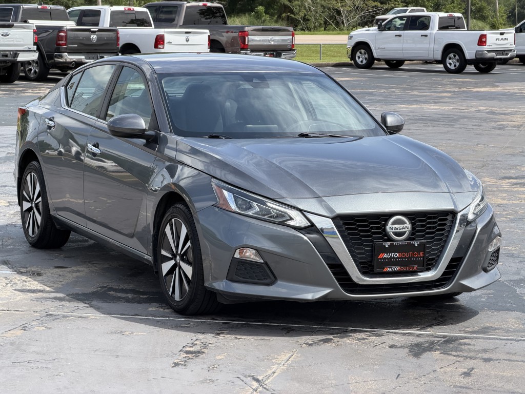 2022 Nissan Altima Image 3