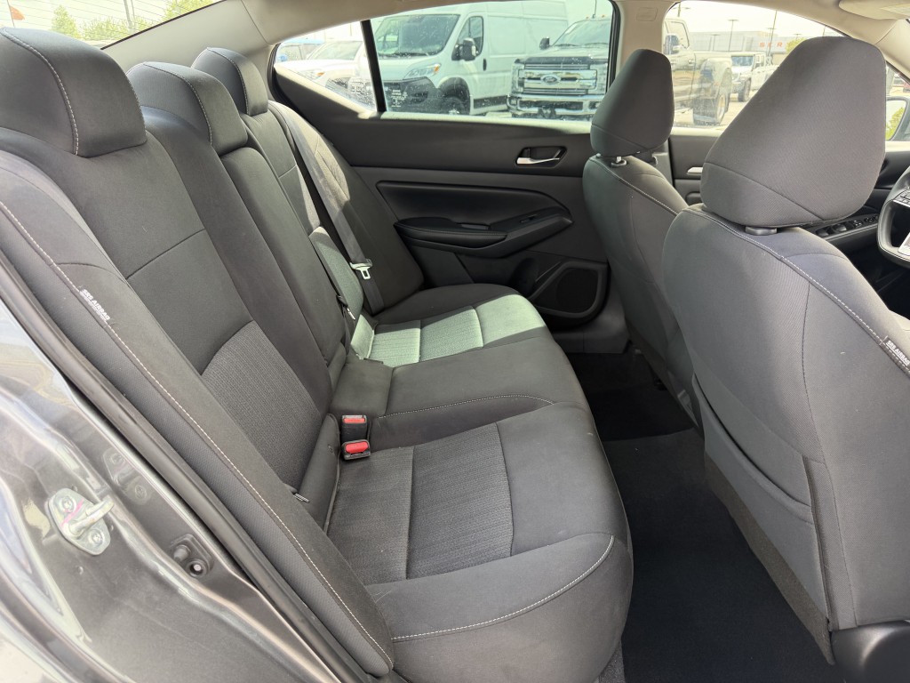 2022 Nissan Altima Image 26
