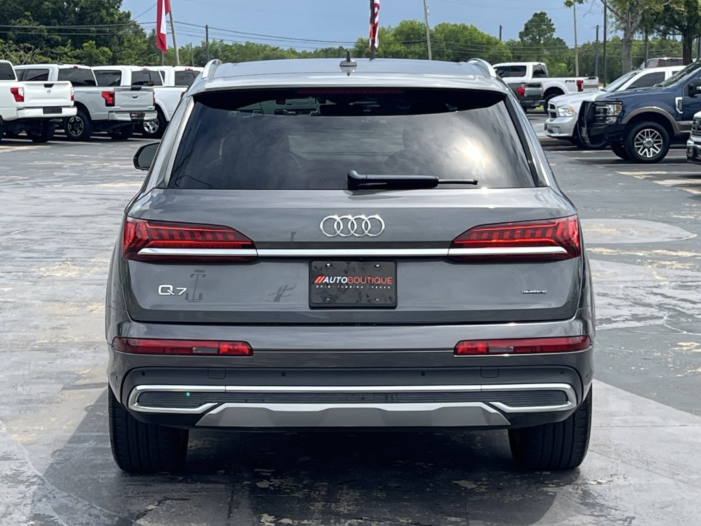 2023 Audi Q7 Image 7