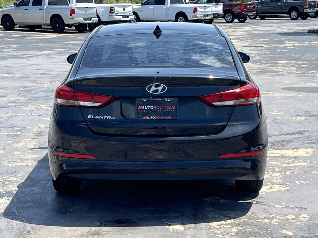 2018 Hyundai Elantra Image 10