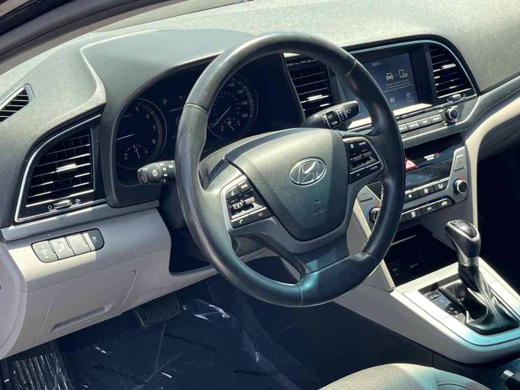 2018 Hyundai Elantra Image 14