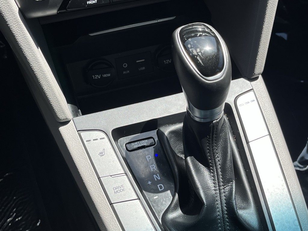 2018 Hyundai Elantra Image 21
