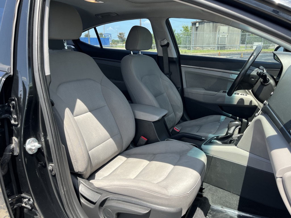 2018 Hyundai Elantra Image 26