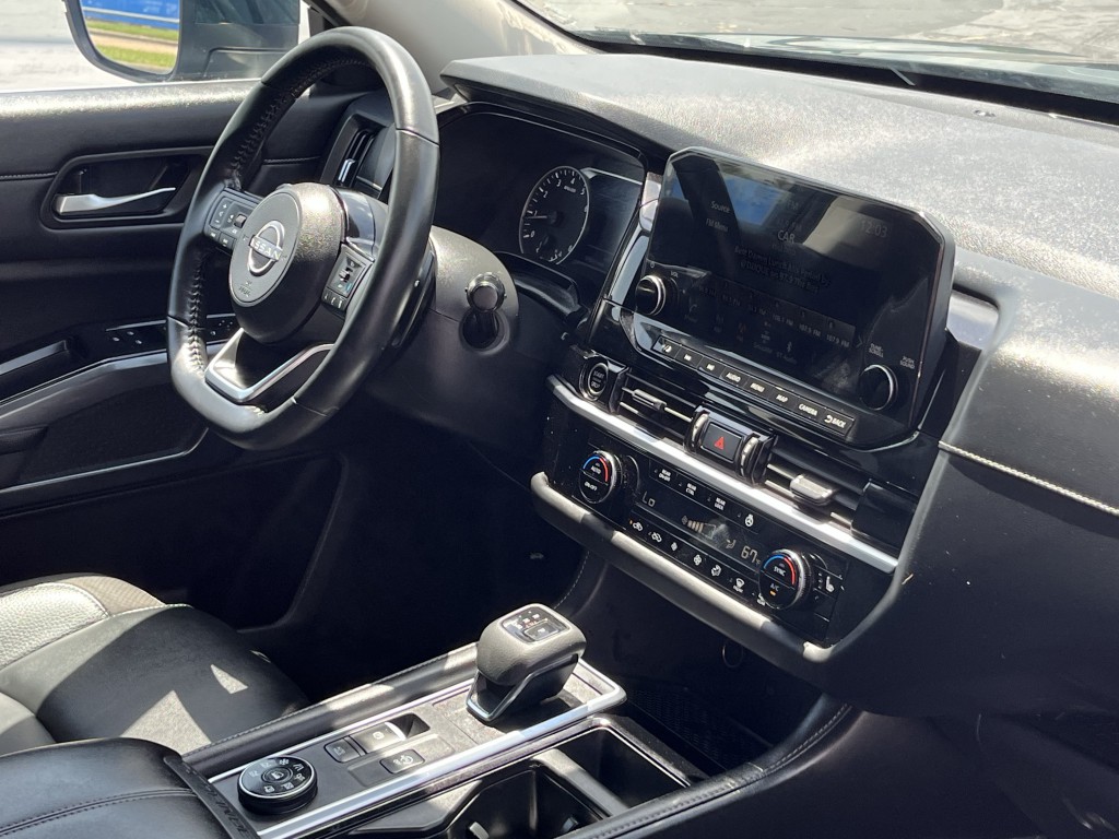 2023 Nissan Pathfinder Image 17