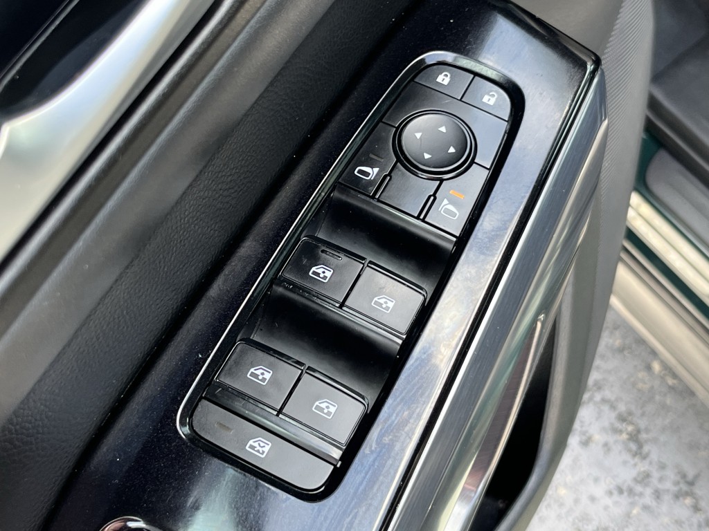 2023 Nissan Pathfinder Image 28