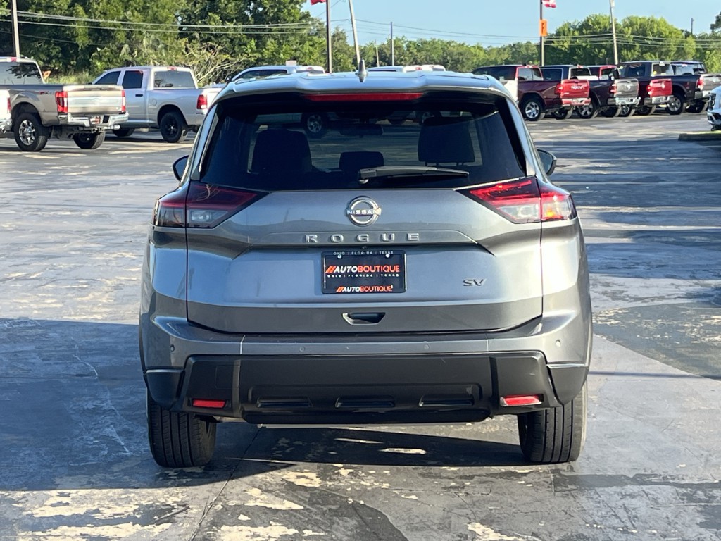 2024 Nissan Rogue Image 10