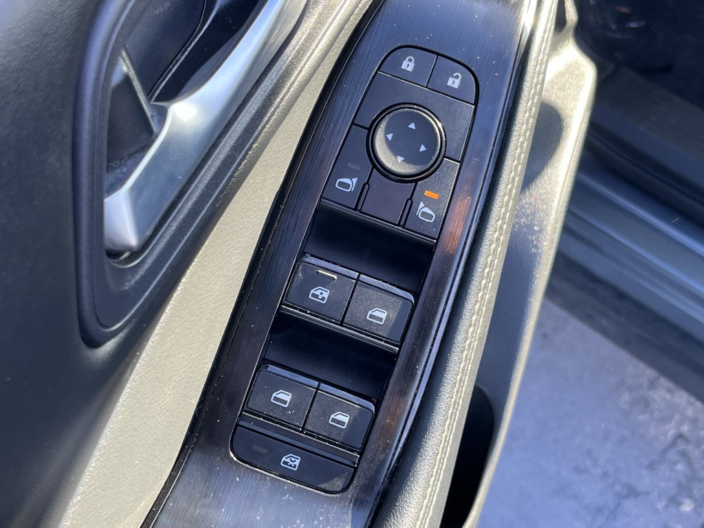 2024 Nissan Rogue Image 28