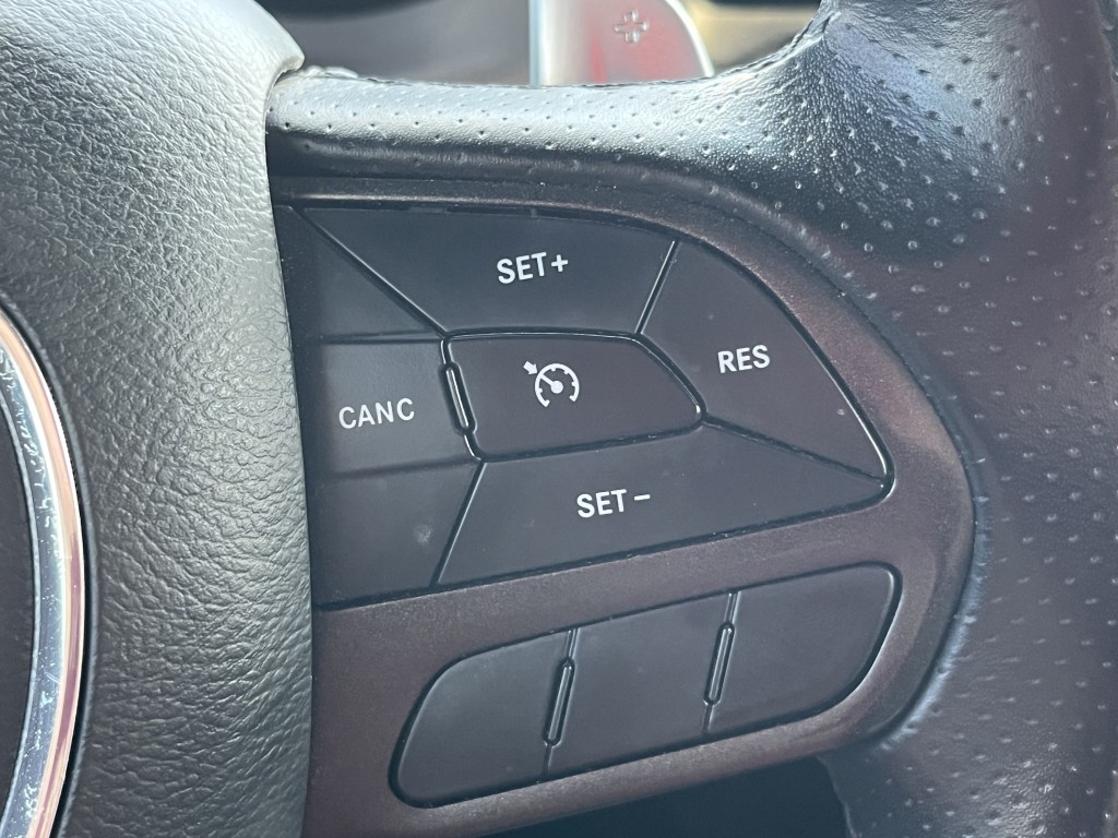 2022 Dodge Challenger Image 19