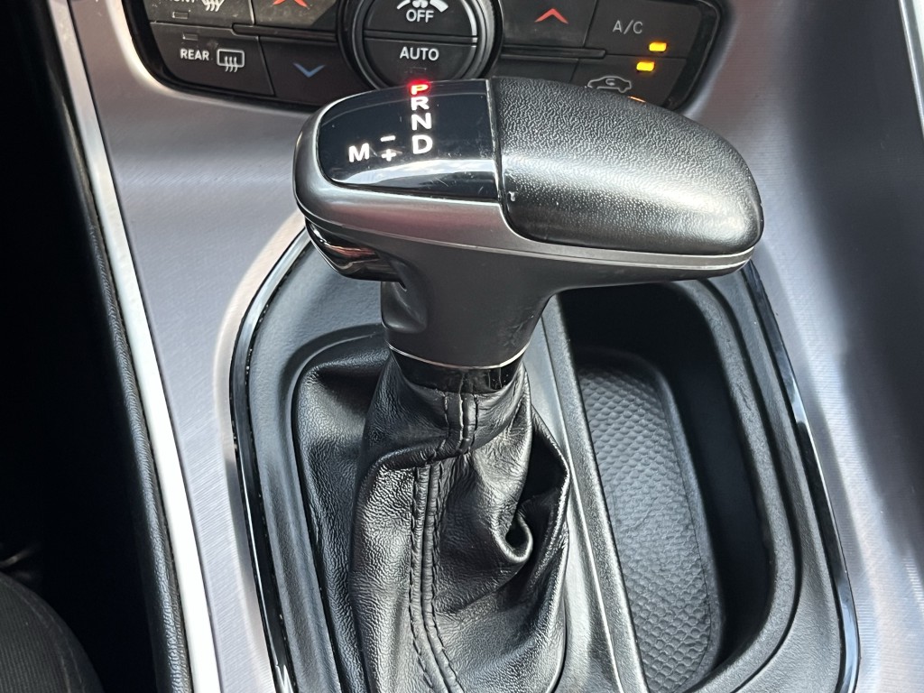 2022 Dodge Challenger Image 21
