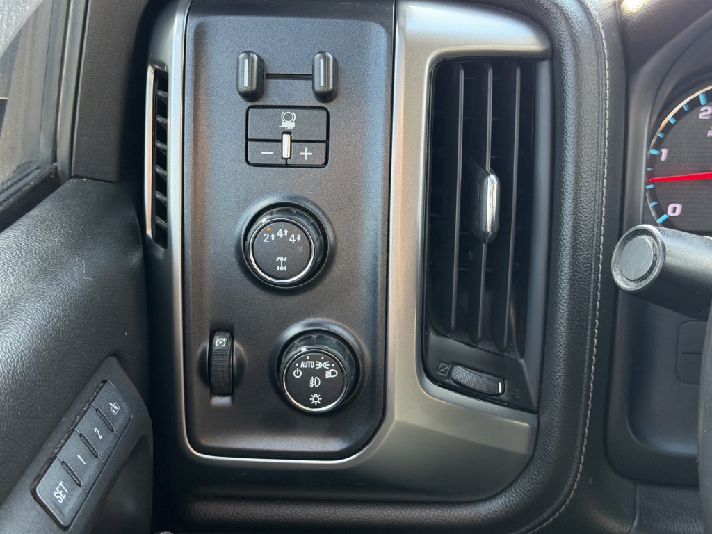 2017 Chevrolet Silverado 1500 Image 14