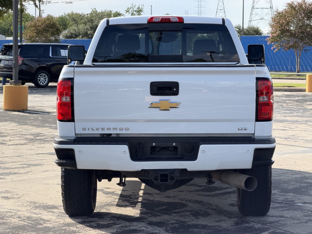 2017 Chevrolet Silverado 1500 Image 16