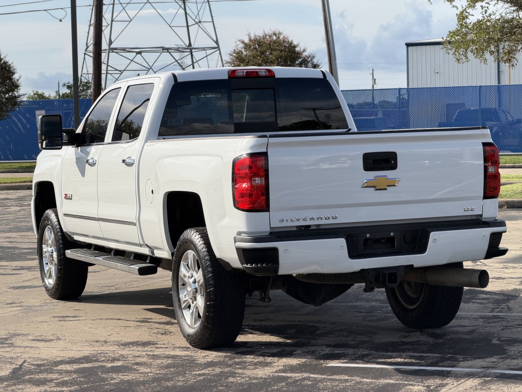 2017 Chevrolet Silverado 1500 Image 17