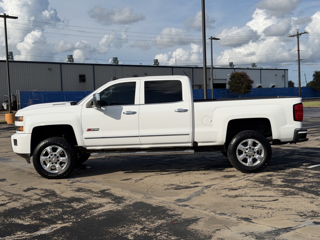 2017 Chevrolet Silverado 1500 Image 19
