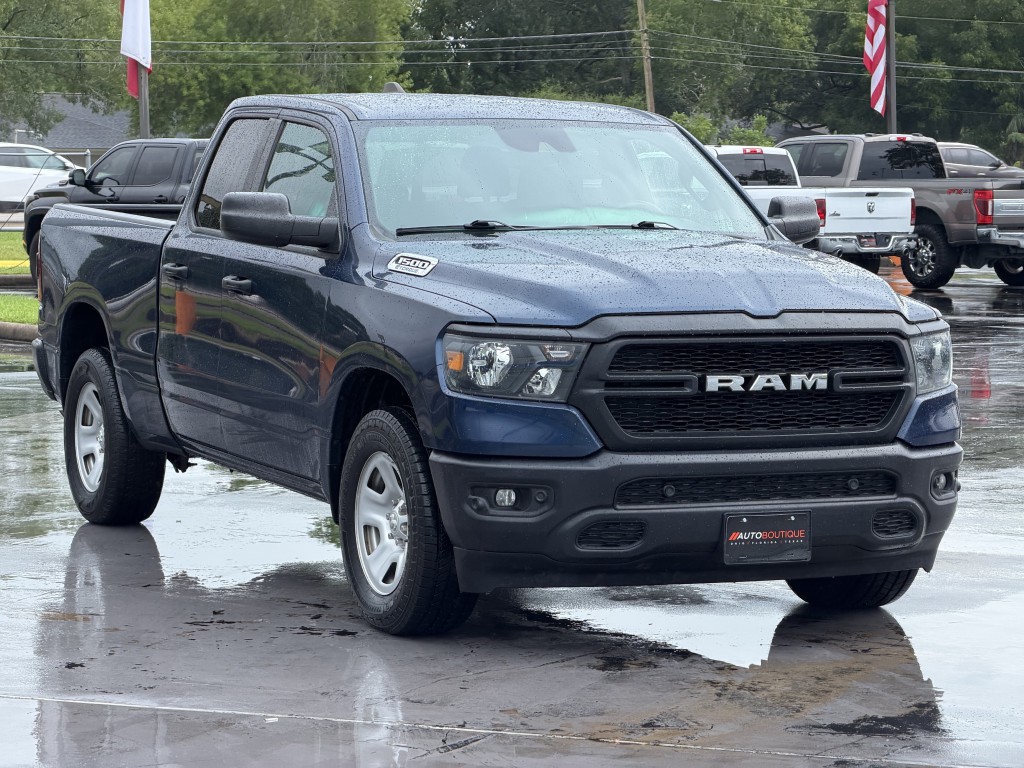 2023 RAM 1500 Image 3