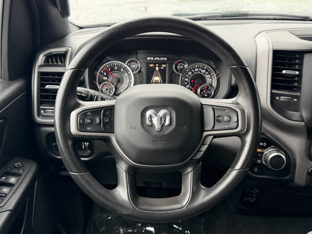 2023 RAM 1500 Image 8