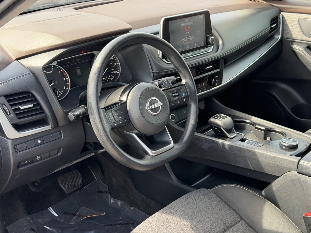 2023 Nissan Rogue Image 12