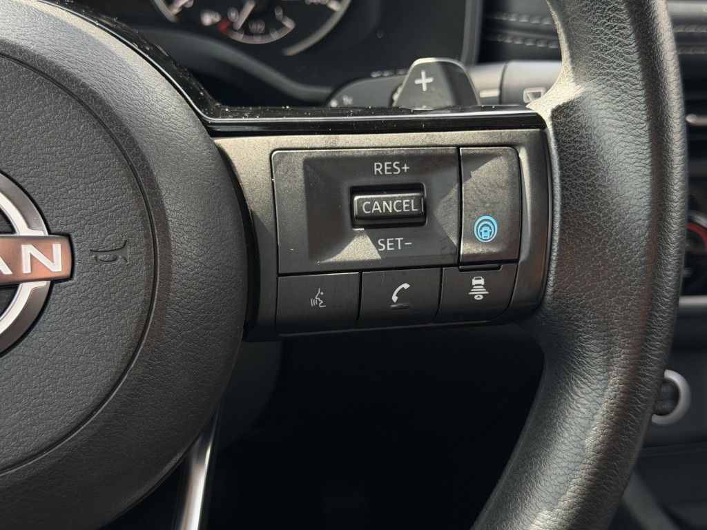 2023 Nissan Rogue Image 17