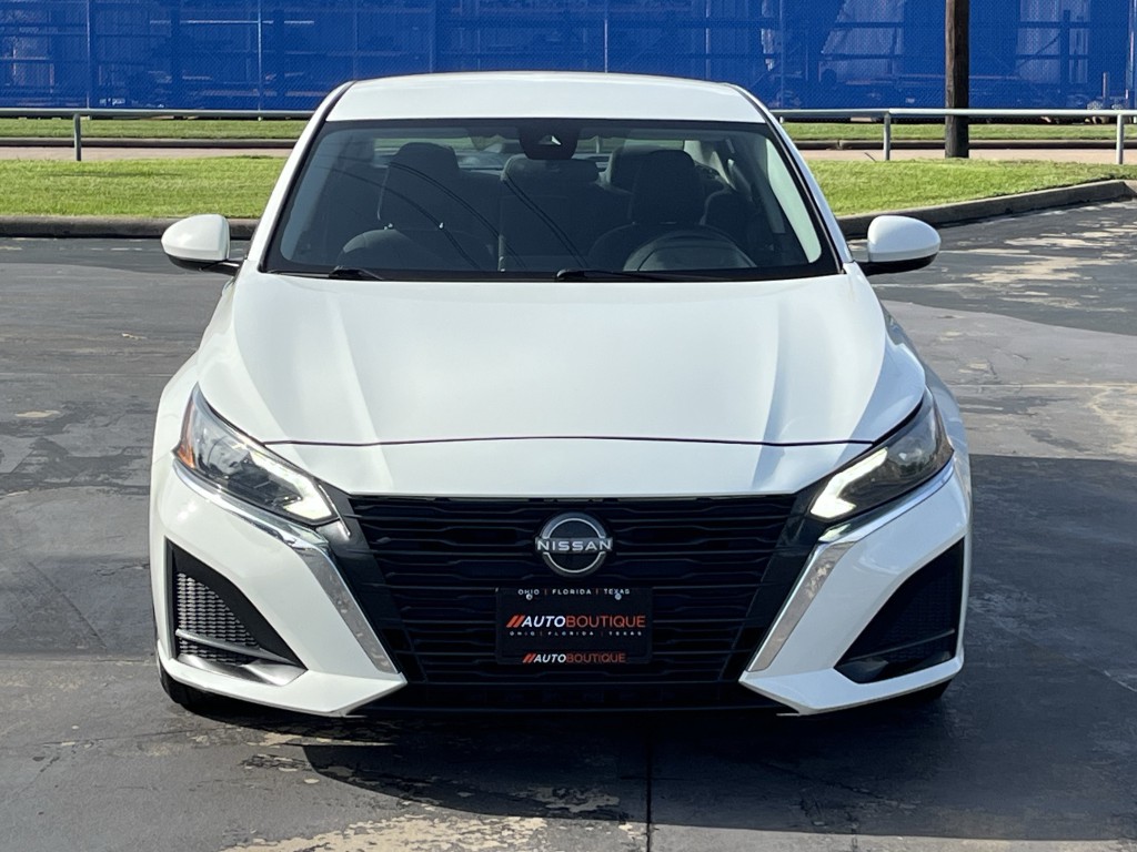 2023 Nissan Altima Image 6