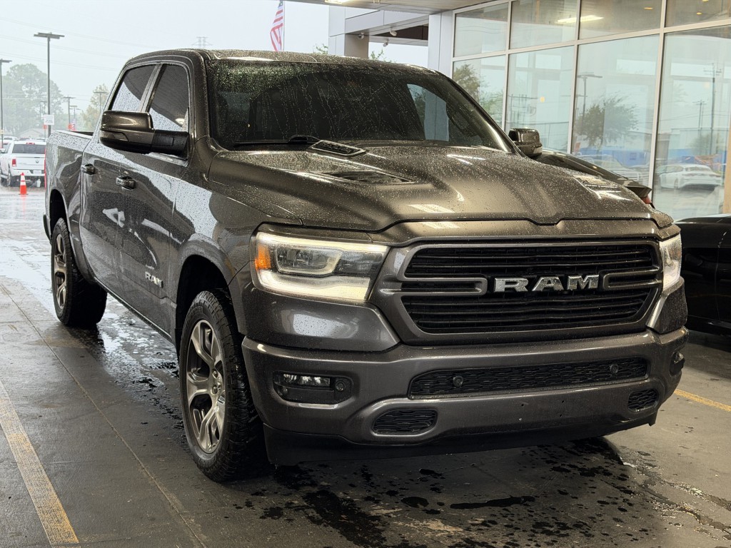 2023 RAM 1500 Image 3