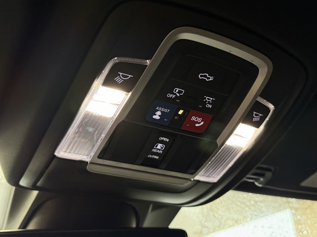 2023 RAM 1500 Image 15