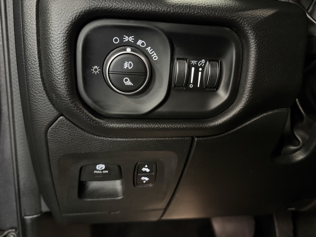 2023 RAM 1500 Image 23