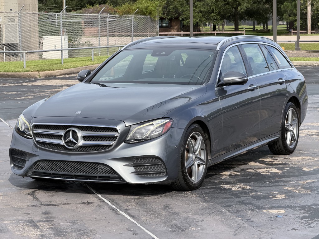 2017 Mercedes-Benz E-Class Image 5