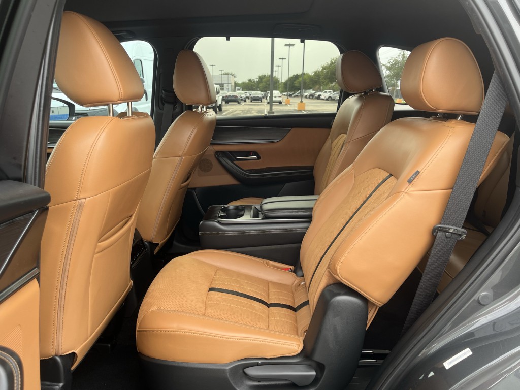 2024 Mazda CX-9 Image 31