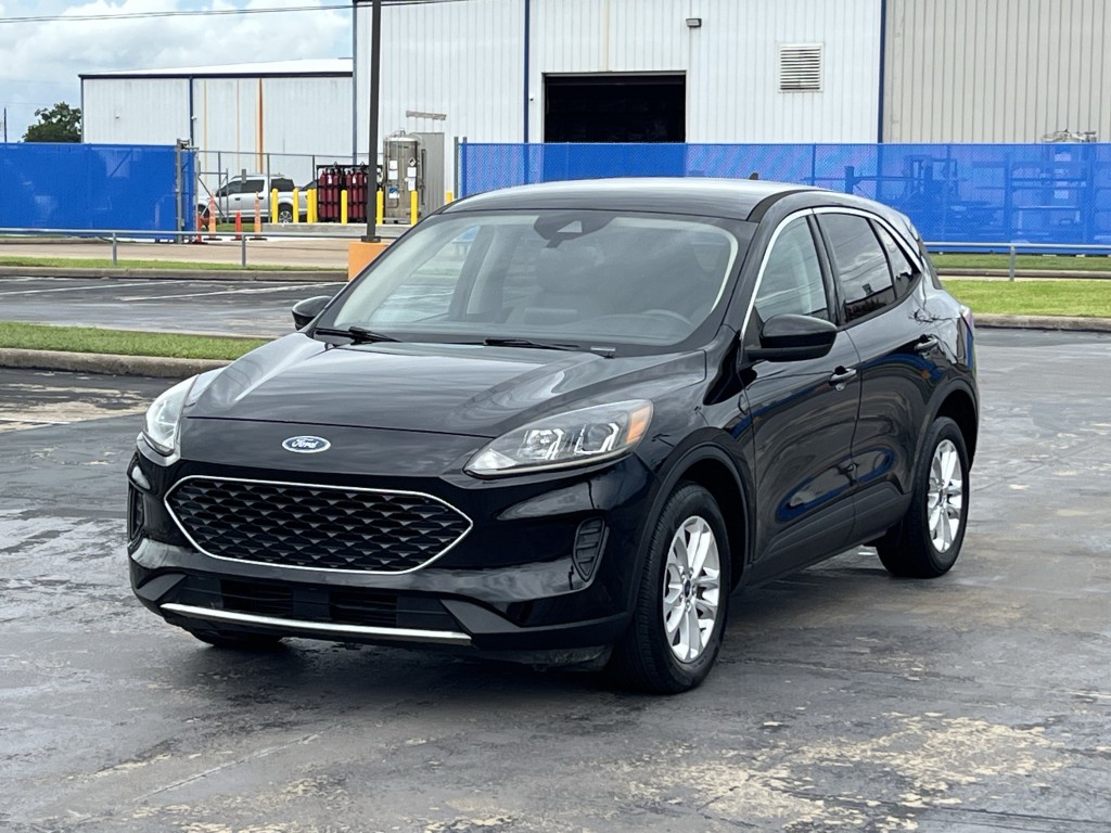 2020 Ford Escape Image 3
