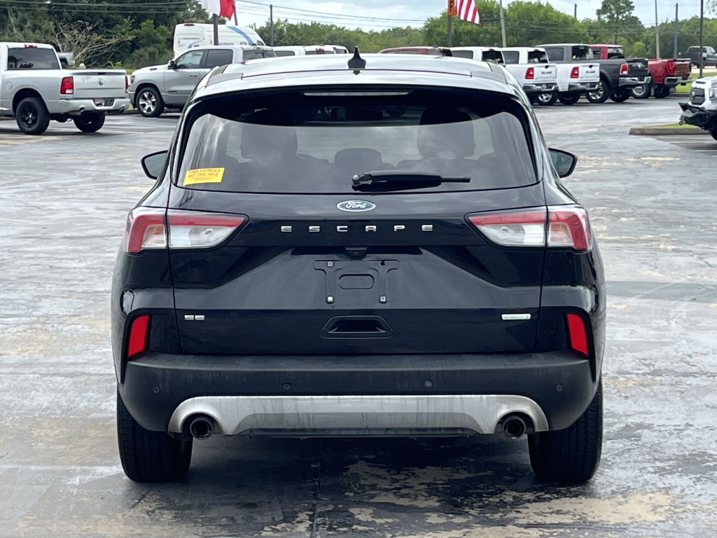 2020 Ford Escape Image 9