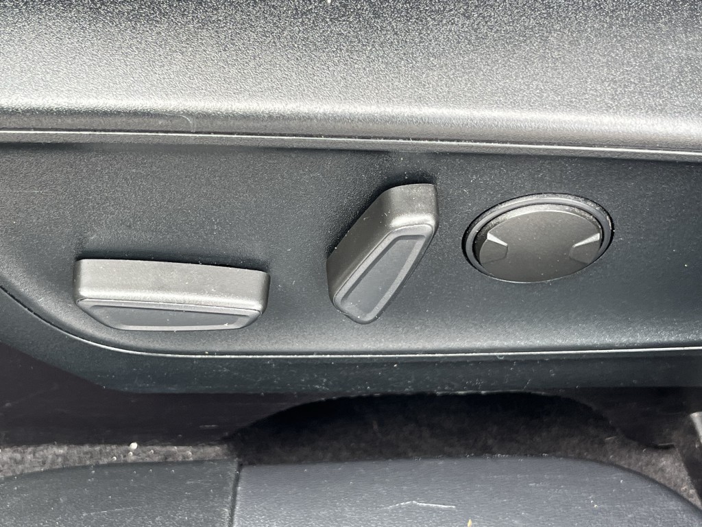 2020 Ford Escape Image 28