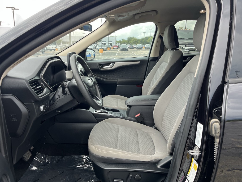 2020 Ford Escape Image 29