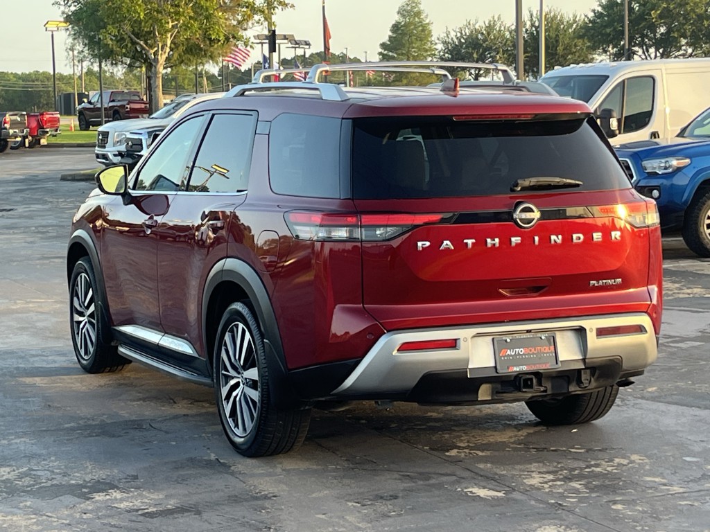 2022 Nissan Pathfinder Image 8