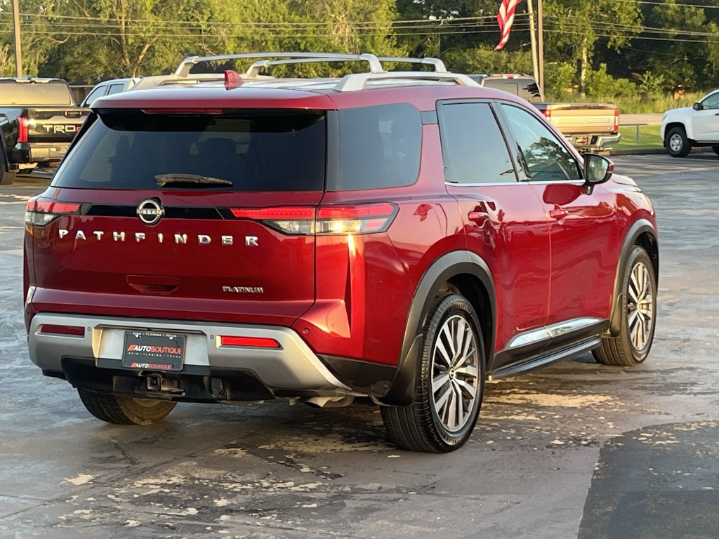 2022 Nissan Pathfinder Image 9