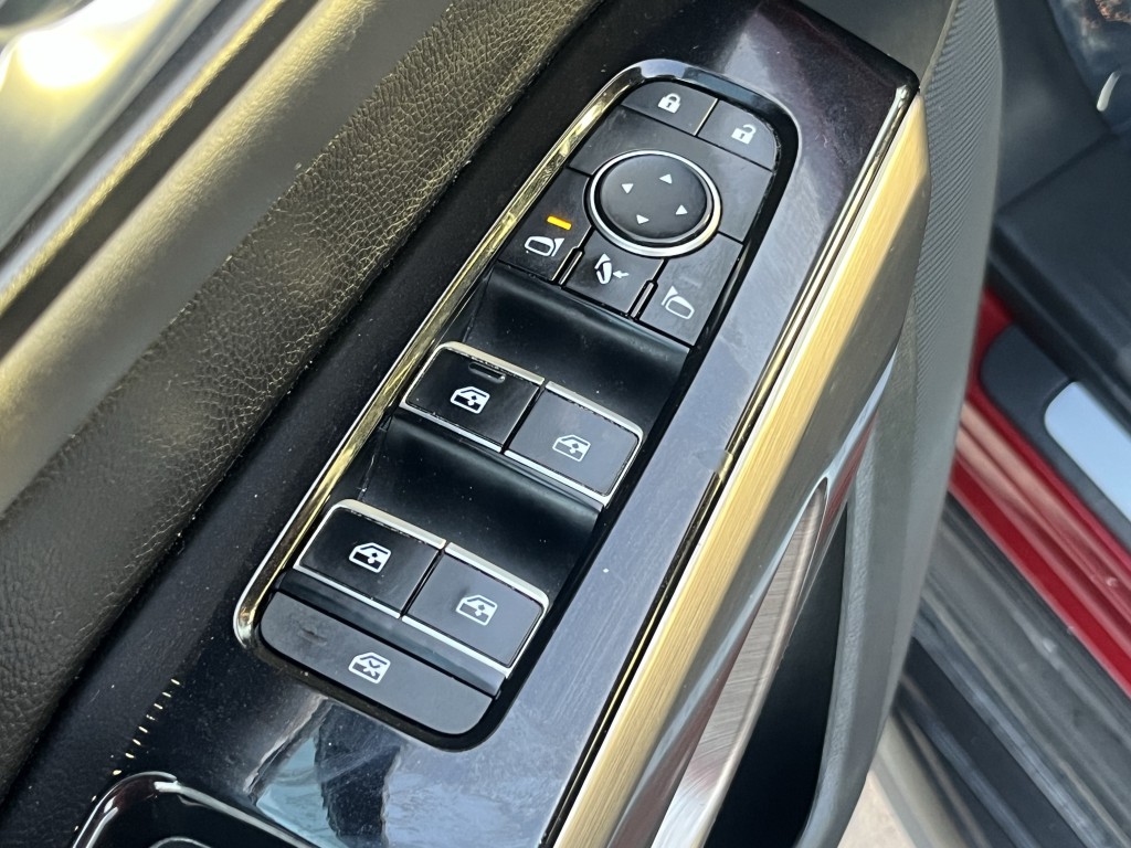 2022 Nissan Pathfinder Image 24