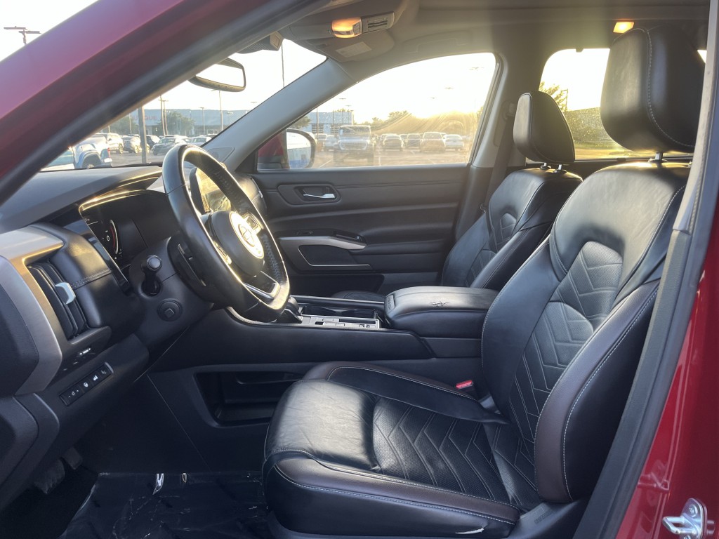 2022 Nissan Pathfinder Image 27